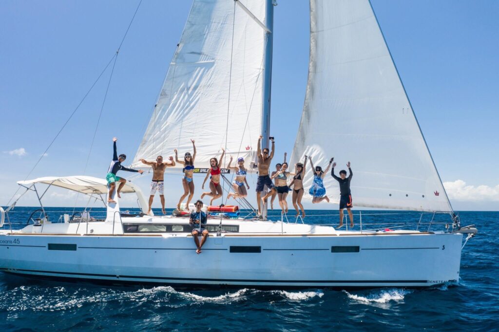 2018-beneteau-oceanis-45-sail-9776223-20250429230255196-1_XLARGE.jpg