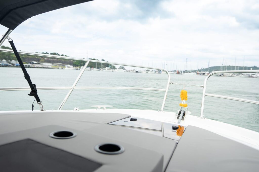 2025-beneteau-antares-11-fly-power-9648447-20250203200502394-1_XLARGE.jpg