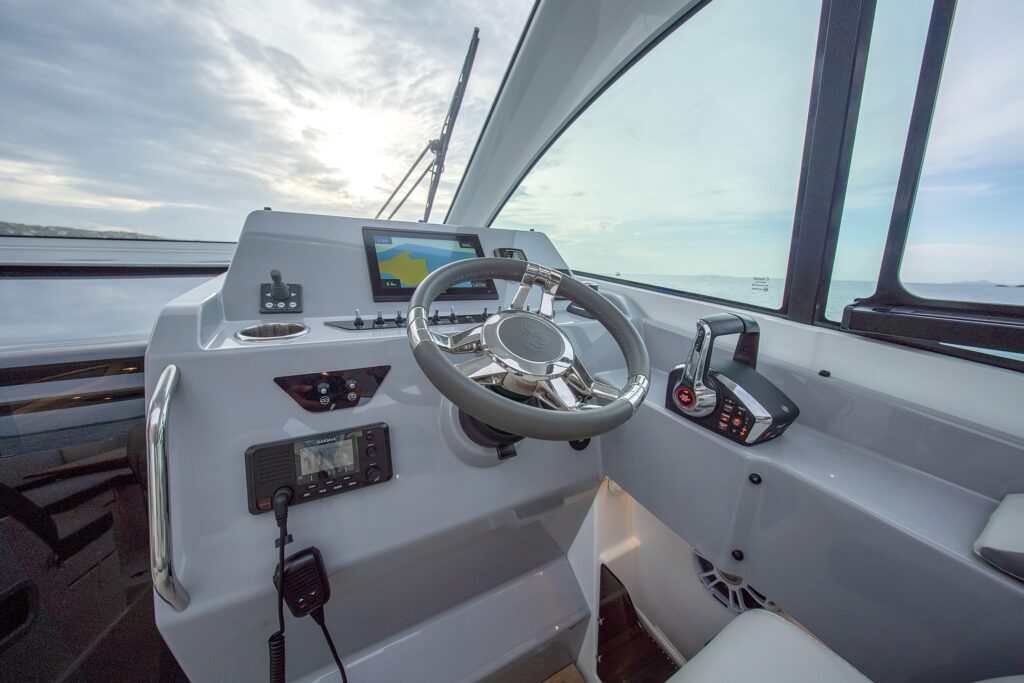 2025-beneteau-gran-turismo-32-power