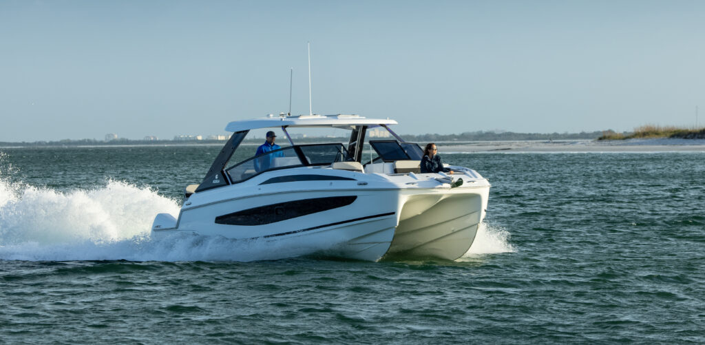 Aquila 32 Sport