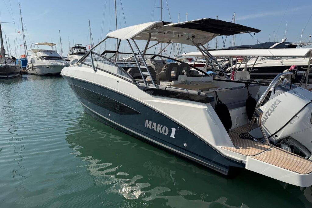 2021-beneteau-flyer-10-power-10038318-20251214221633493-1