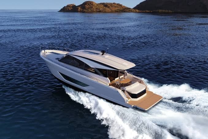 Luxury Maritmo S50 yacht cruising on open water