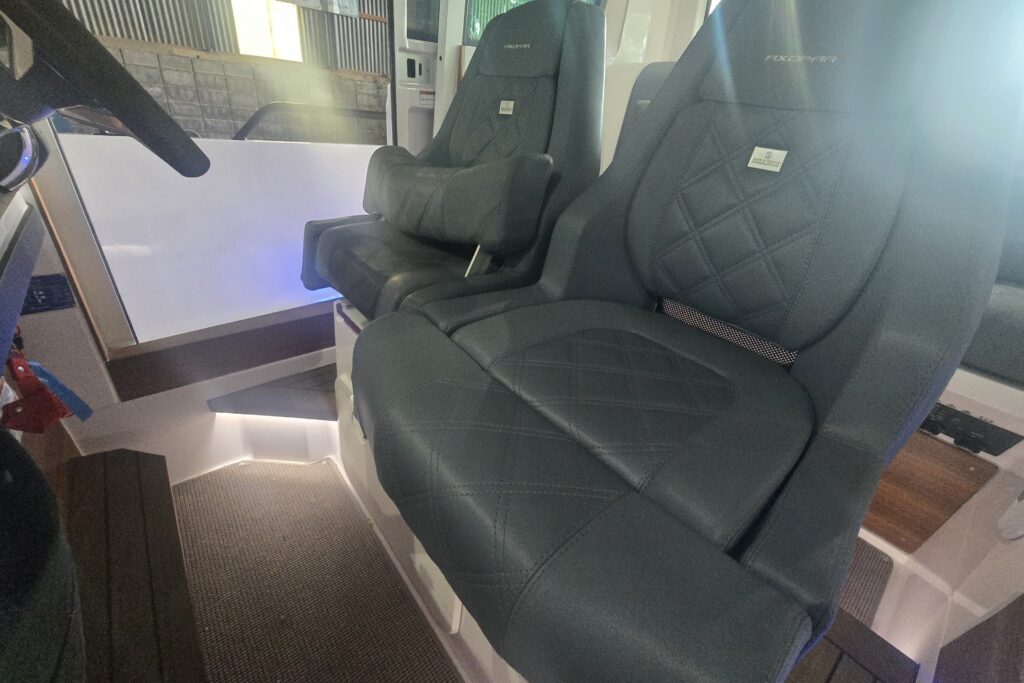 2023-axopar-28-cabin-power-10309998-20260901193523179-3.jpg